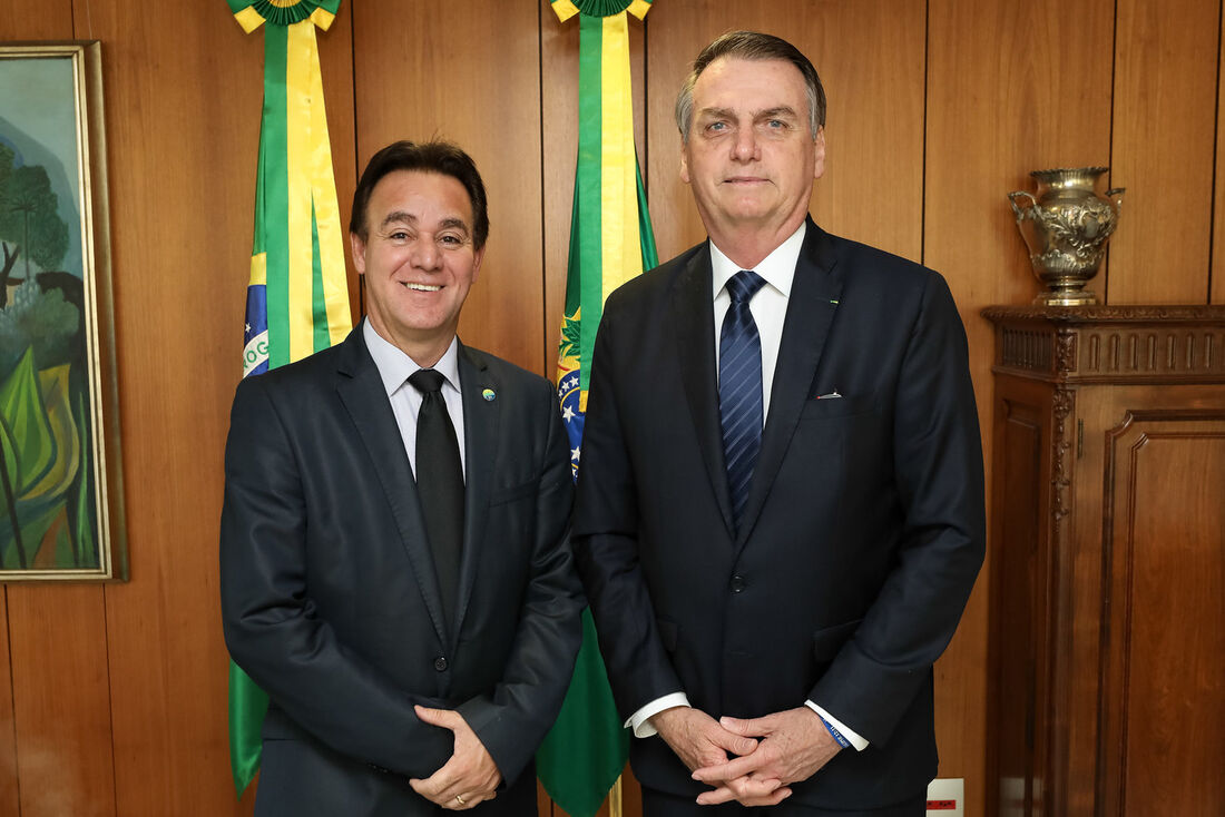 Adilson Barroso, presidente do partido Patriota junto com o presidente Jair Bolsonaro