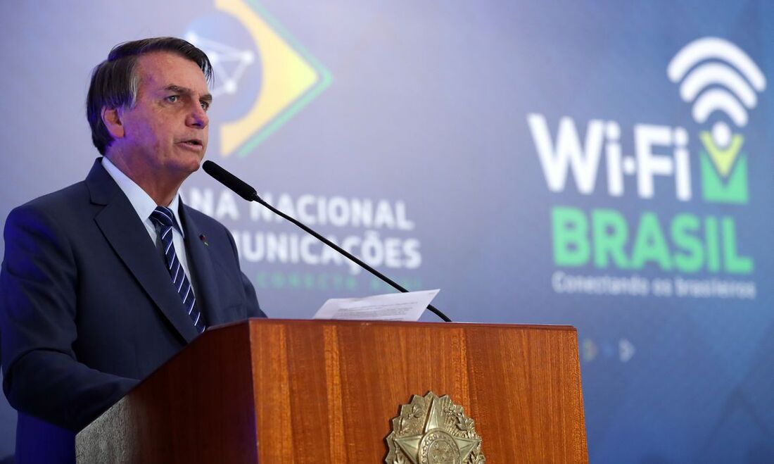 Presidente Jair Bolsonaro (sem partido) prometeu decreto contra medidas restritivas dos estados