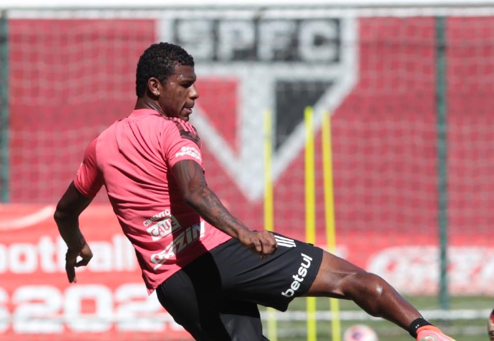 Arboleda, zagueiro do SPFC