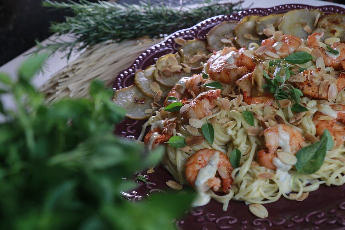 Linguine em porção generosa para a família