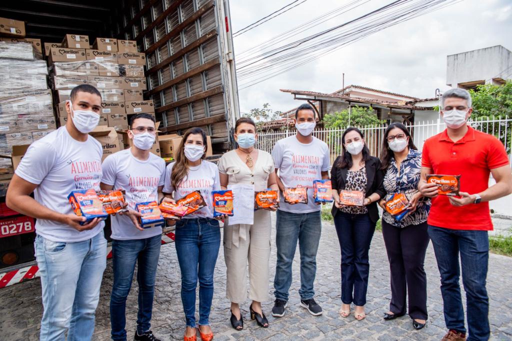 Colaboradores da Marilan durante ação