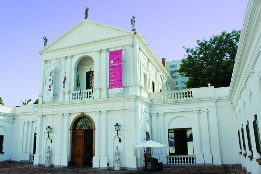 Vista do solar Crespi Prado, onde funciona o Museu da Casa Brasileira 