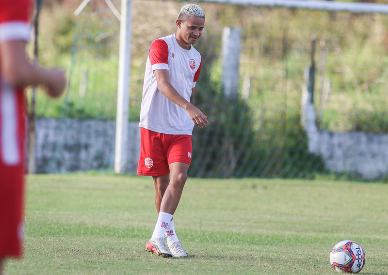 Erick, atacante do Náutico