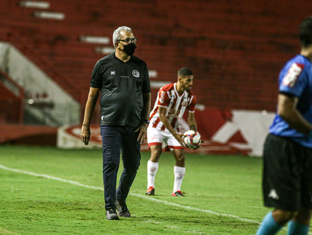 Hélio dos Anjos, treinador do Náutico