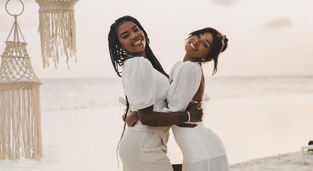 Ludmilla e Brunna Gonçalves renovam votos de casamento