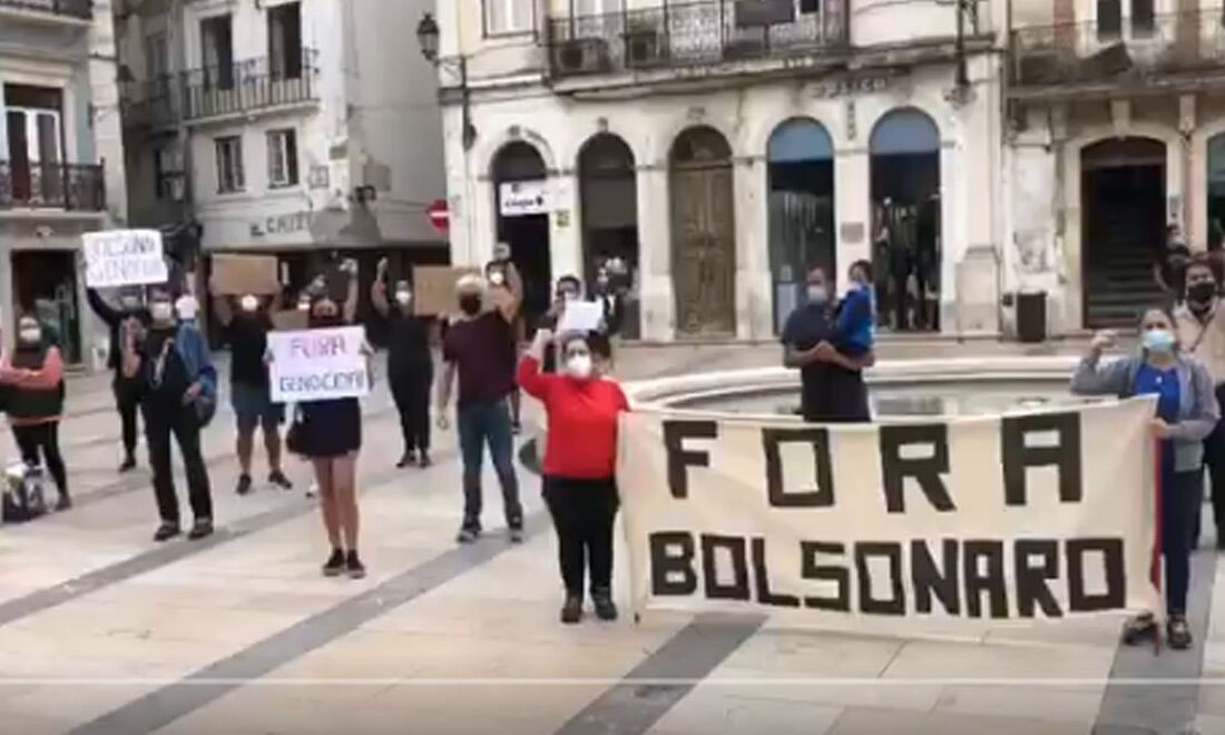 Protesto contra Bolsonaro em Portugal