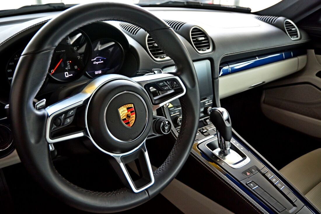 Porsche corta projeções para 2025 pela 3ª vez e anuncia mudanças na produção de EVs