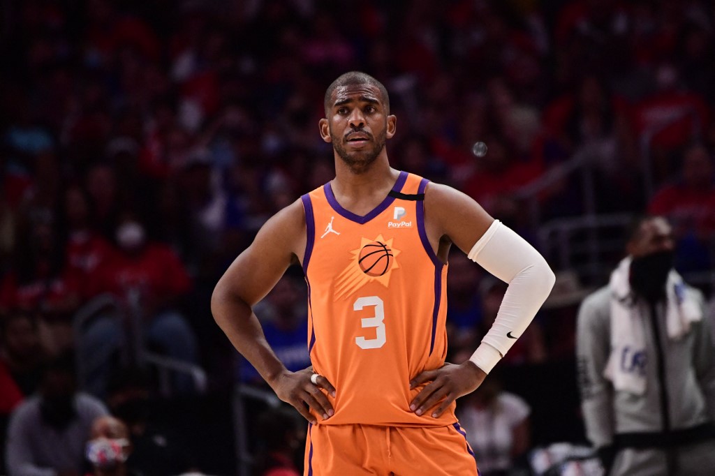 Chris Paul acertou o seu retorno ao Clippers