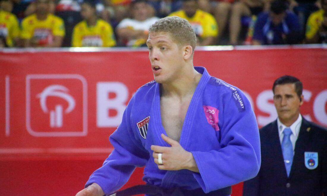 Rafael Buzacarini, judoca brasileiro