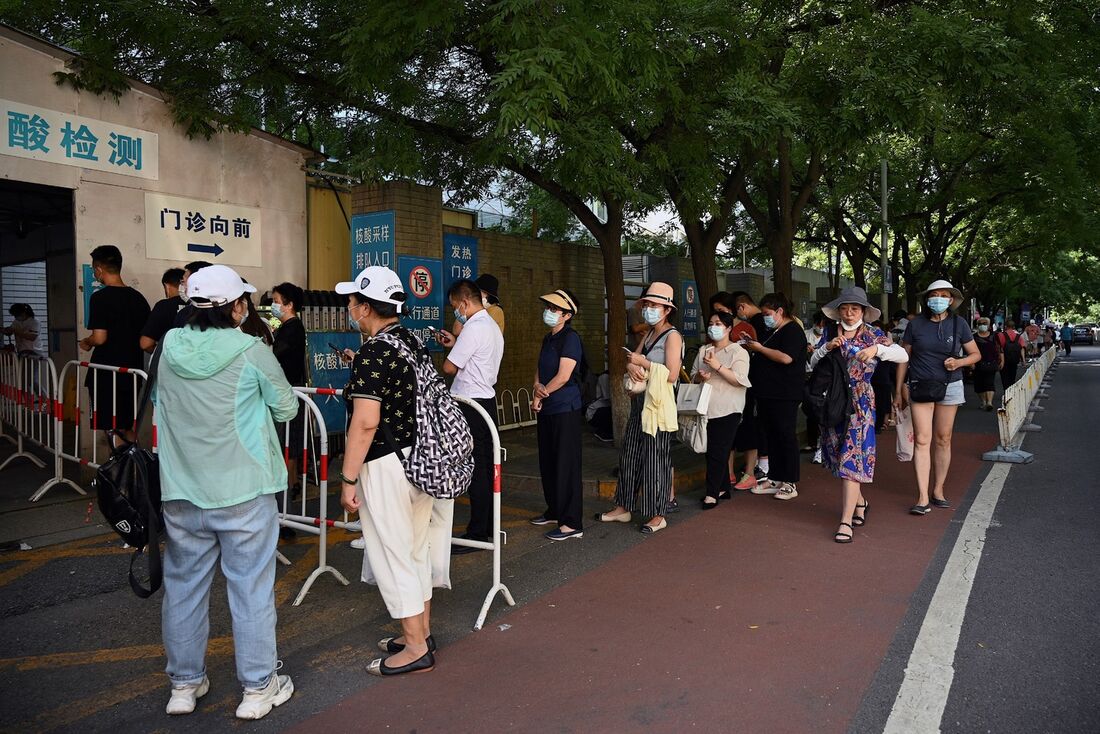 Fila para testagem do coronavírus na China