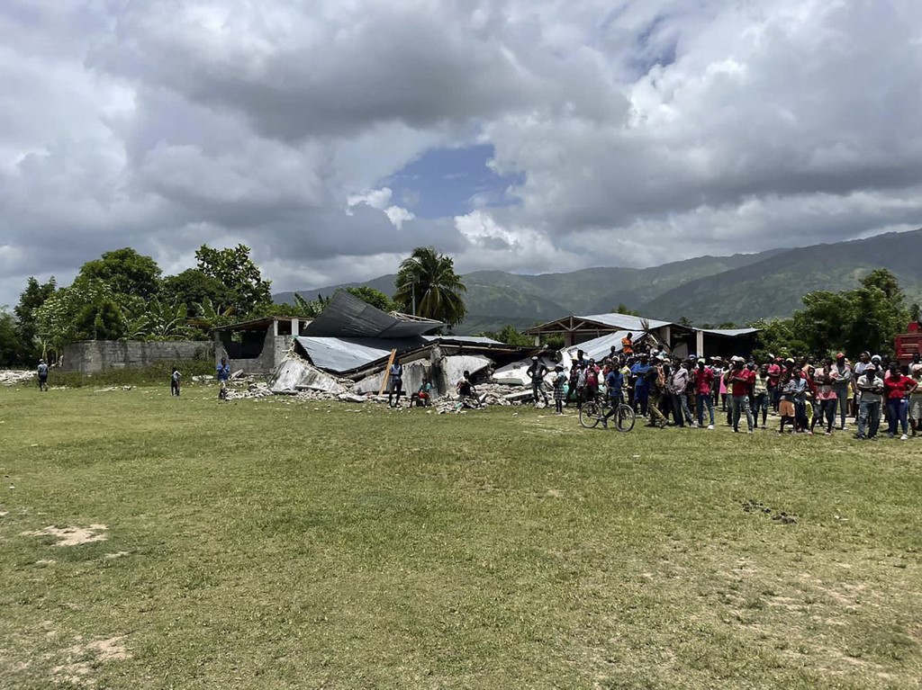 Terremoto deixa desabrigados no Haiti 