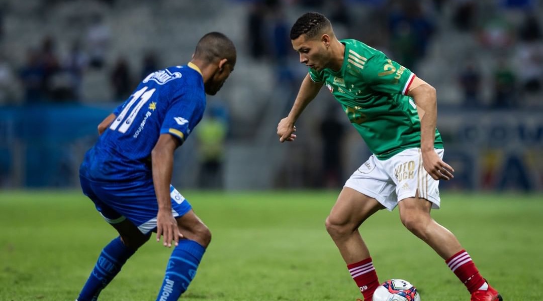 O Cruzeiro ganhou do Confiança pelo placar de 1 x 0