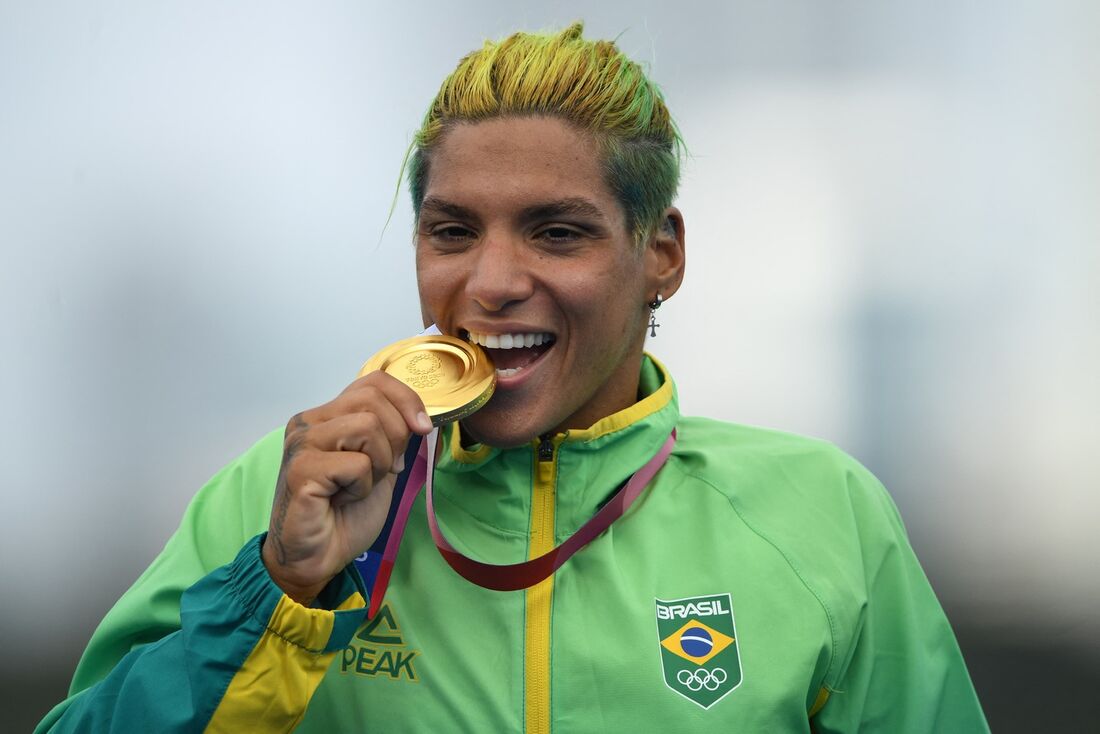 Ana marcela conquistou ouro na maratona aquática nos Jogos Olímpicos de Tóquio 2020