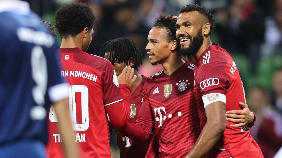 Jogadores comemoram um dos gols do Bayern