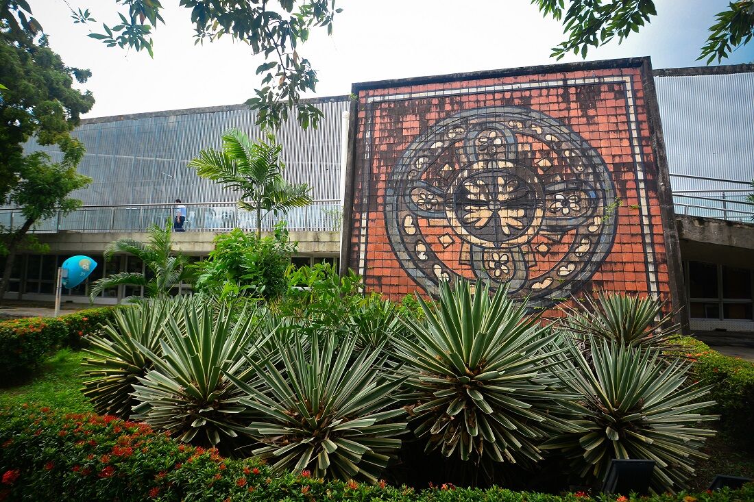 Exposição "Calendários Japoneses", sobre cultura nipônica, chega à Biblioteca Pública de Pernambuco