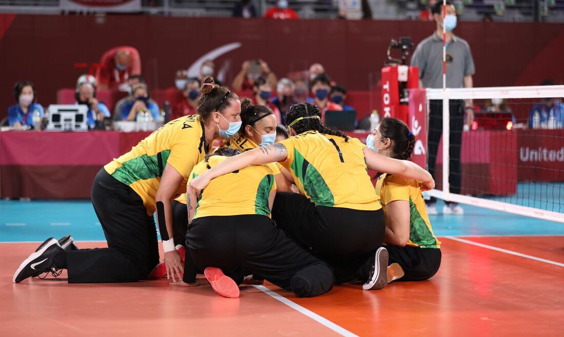 Seleção feminina de vôlei