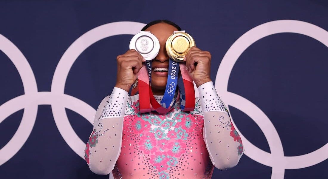 Rebeca Andrade conquistou as medalhas de prata e ouro