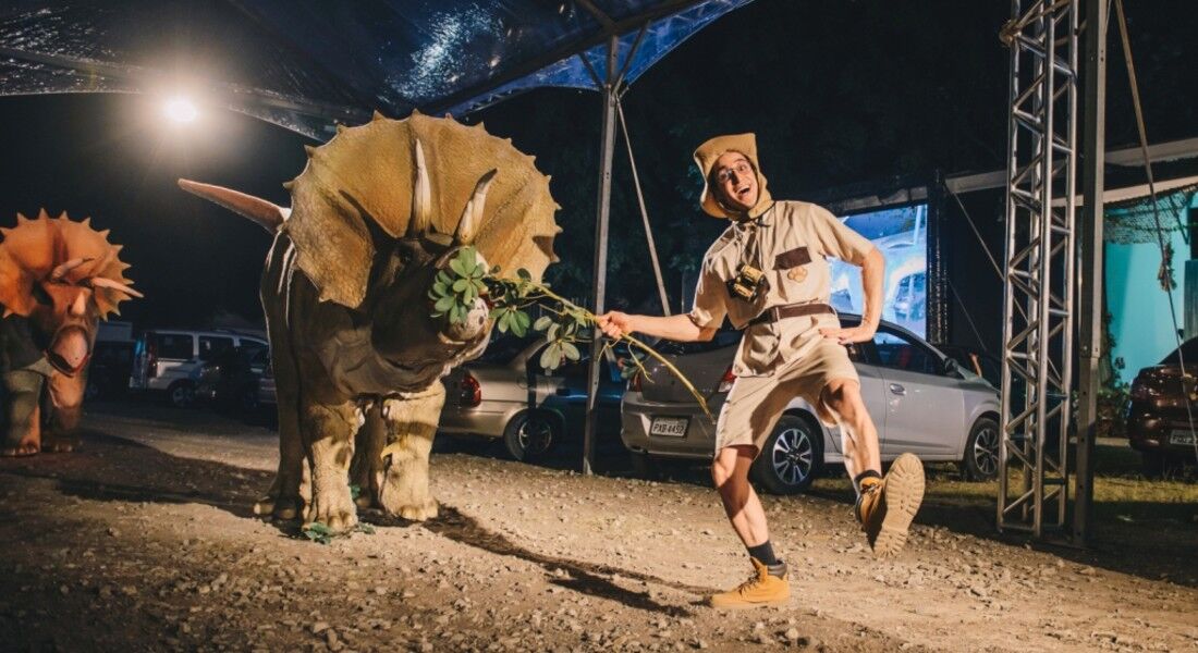 Jurassic Safari Experience 