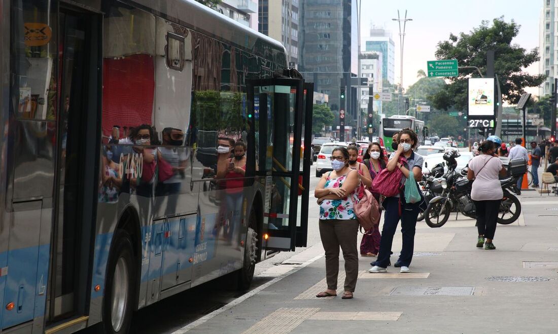 No segundo trimestre, a alta foi puxada por serviços prestados às famílias e serviços de transporte