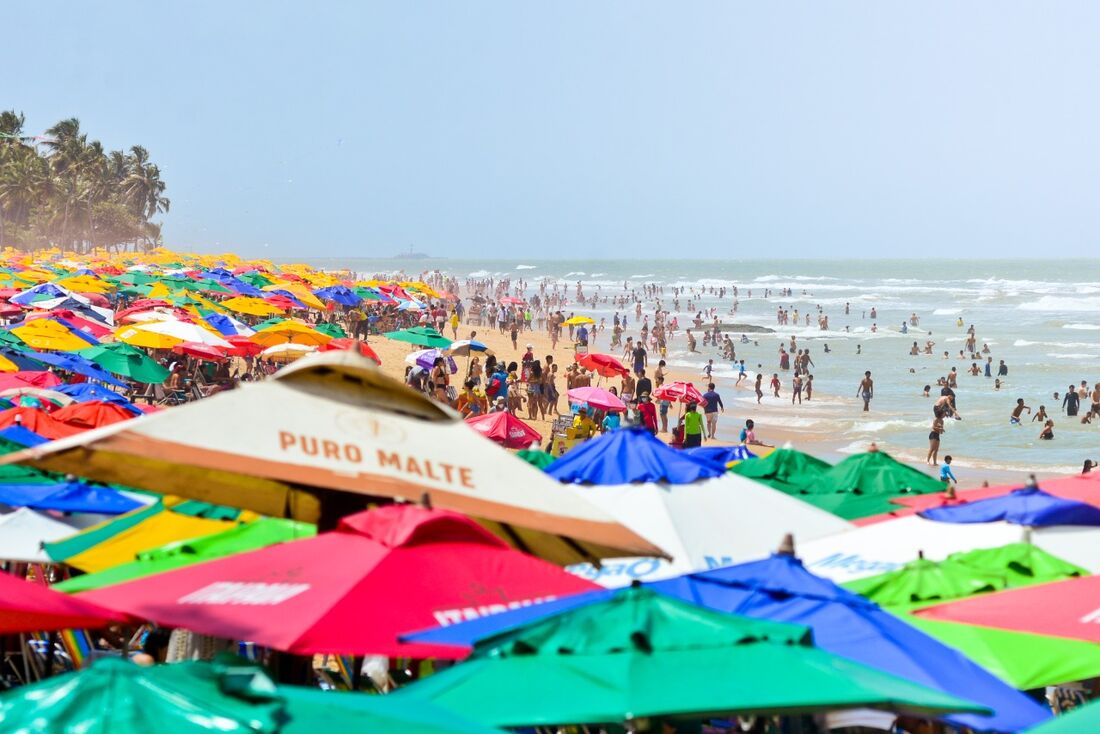 Movimentação praia de Boa Viagem