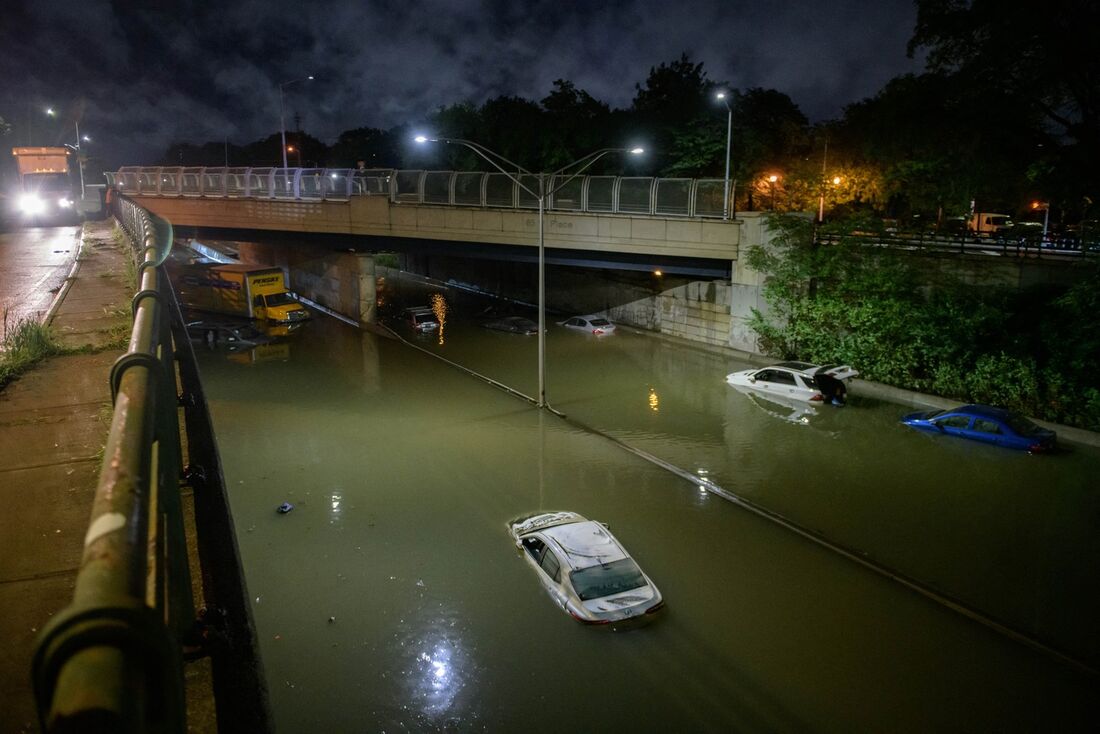 Região do Brooklyn, Nova Iorque, após a tempestade Ida