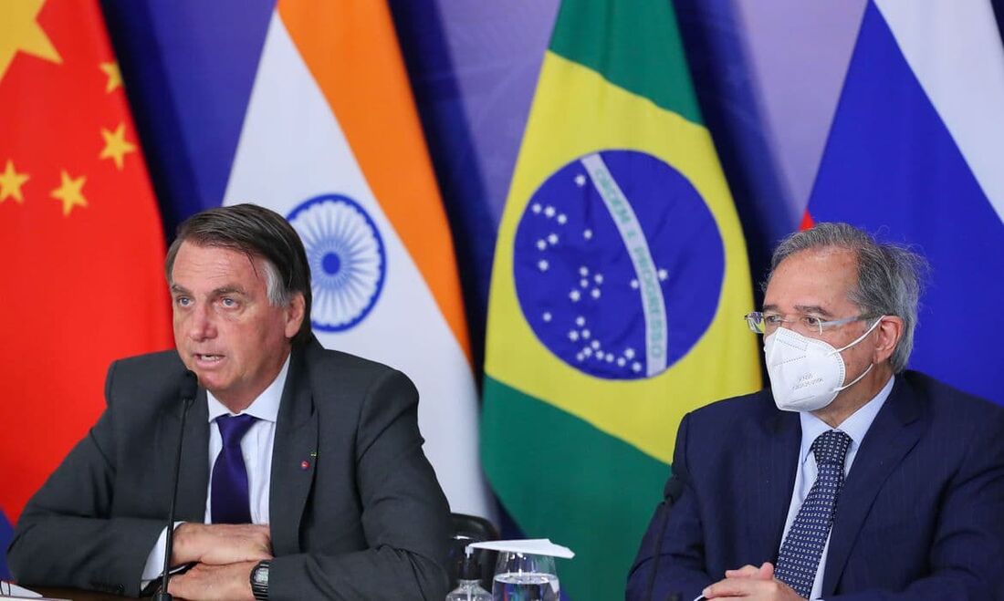 Presidente Jair Bolsonaro e o ministro Paulo Guedes