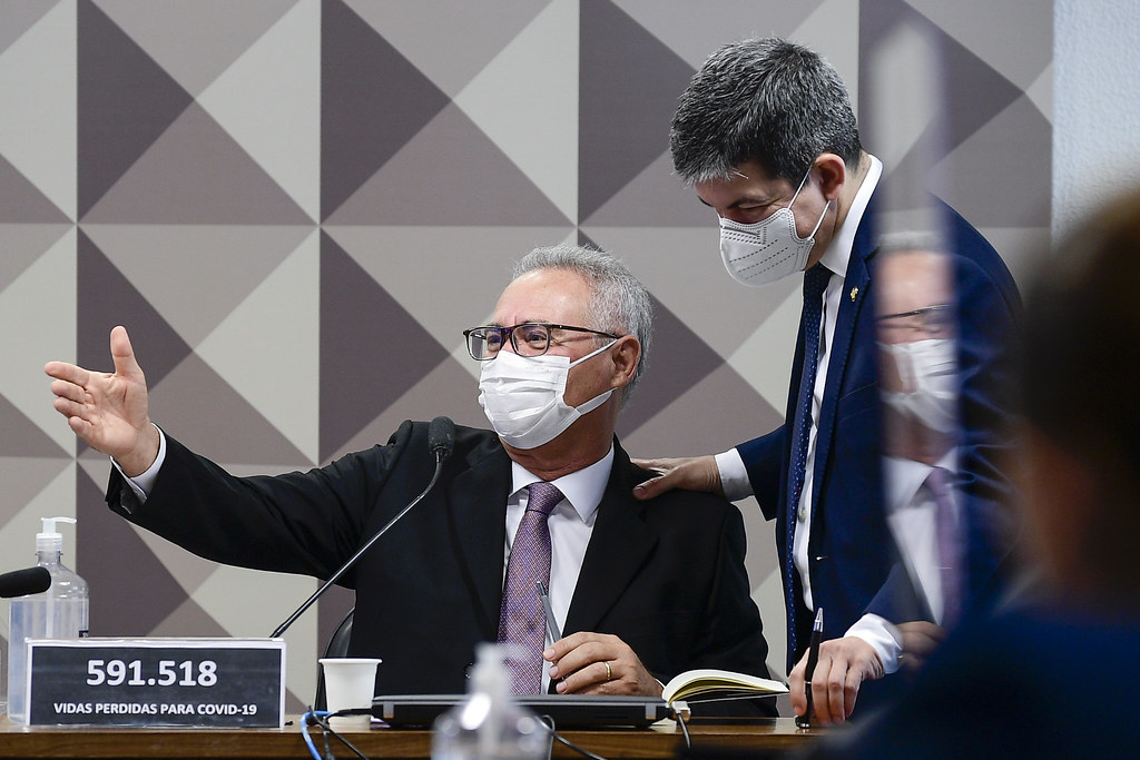 Relator da CPIPANDEMIA, senador Renan Calheiros (MDB-AL); vice-presidente da CPIPANDEMIA, senador Randolfe Rodrigues (Rede-AP)