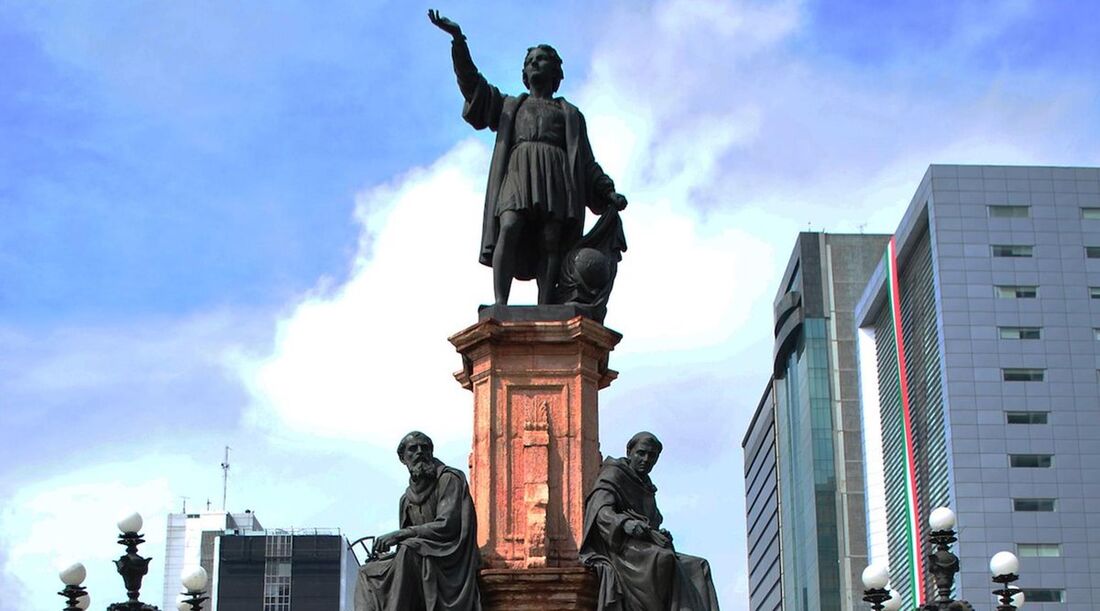 Estátua de Cristóvão Colombo na Cidade do México