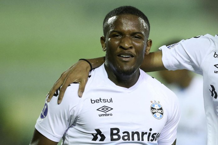 Elias, joia da base do Grêmio