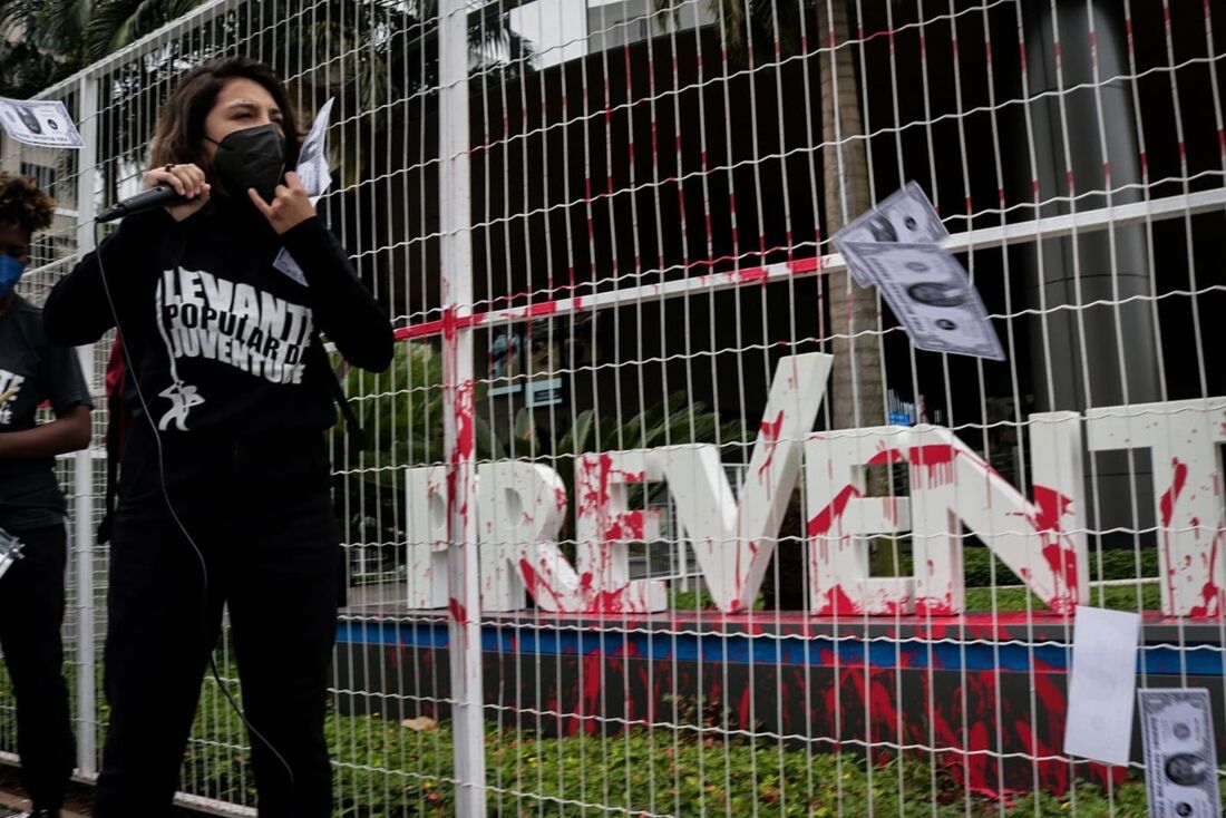 Ato foi organizado pelo Levante Popular da Juventude