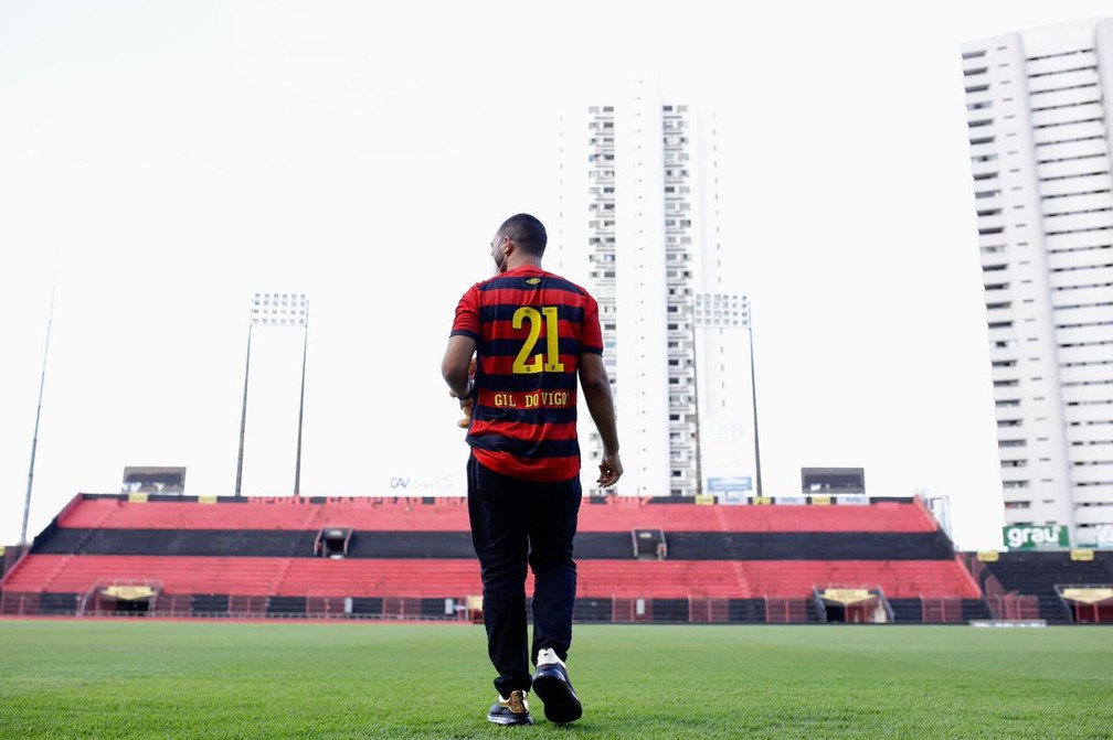 Gil durante sua visita à Ilha, em maio