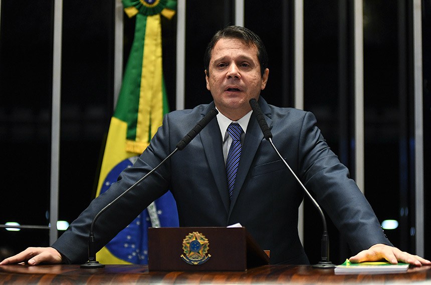 Senador Reguffe deseja partido na oposição ao presidente Bolsonaro