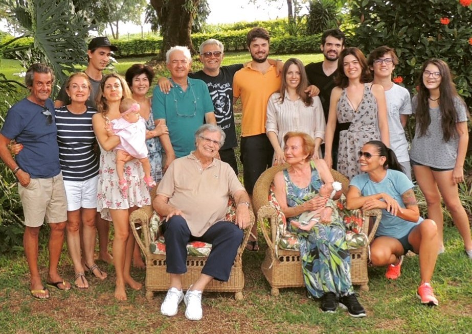 Tarcísio Meira com sua família