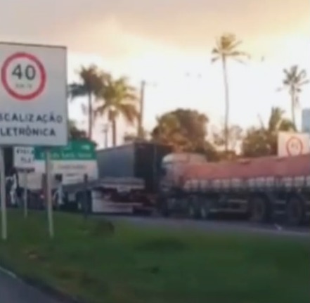 Protesto de caminhoneiros em Igarassu