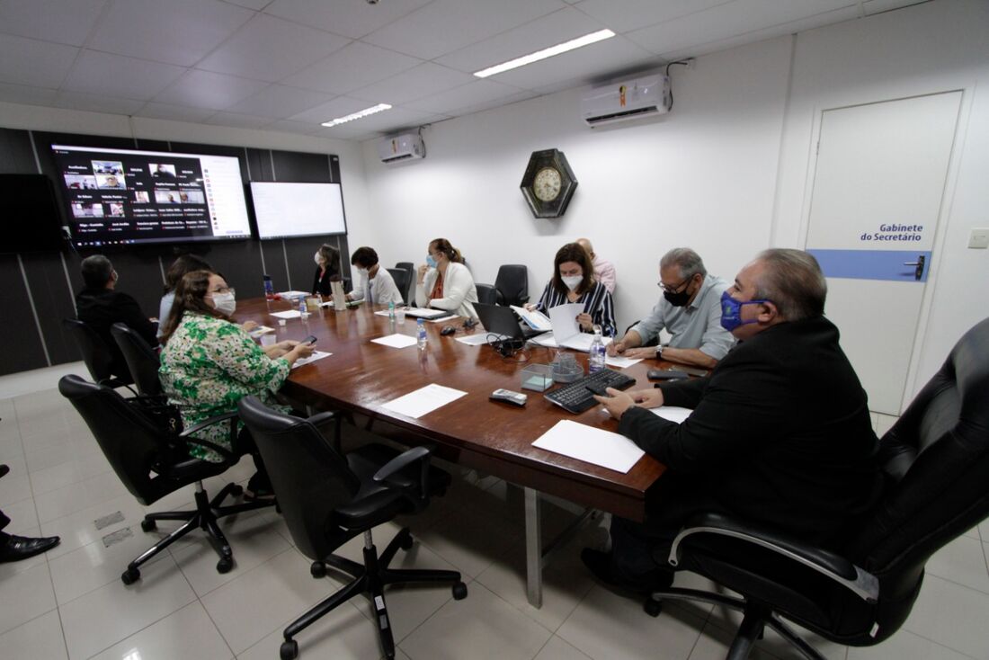 Reunião da SES-PE com representantes municipais