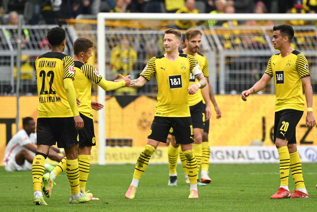 Marco Reus on Borussia Dortmund  Caras do futebol, Futebol, Caras