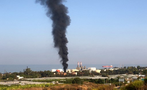 Incêndio em refinaria no Líbano