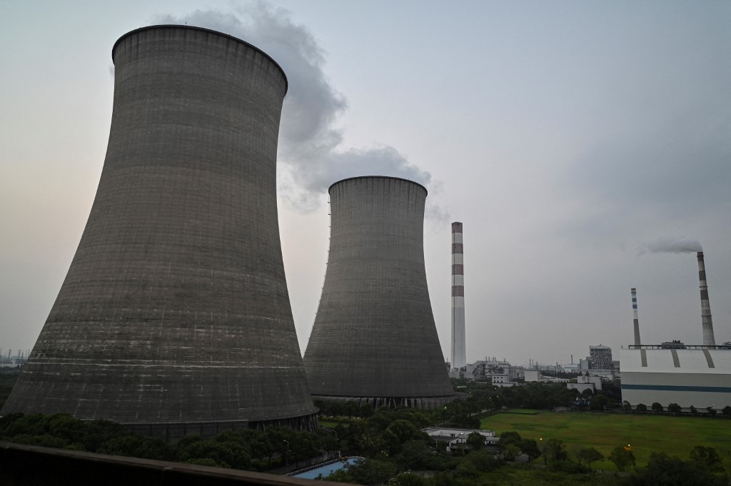 Estação de geração de energia movida a carvão na China