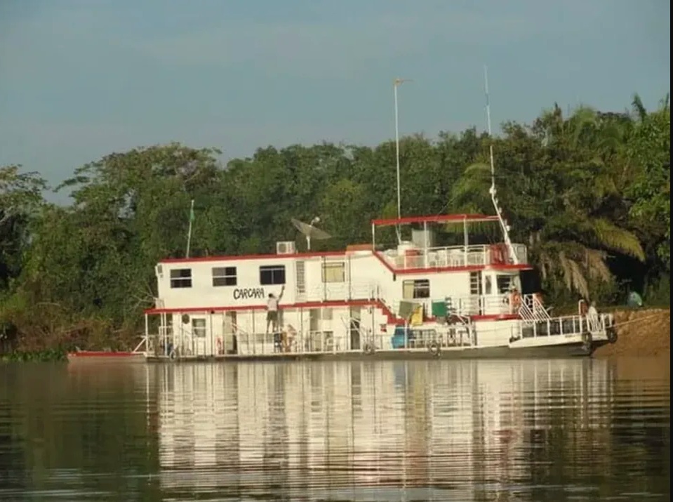 Barco no pantanal