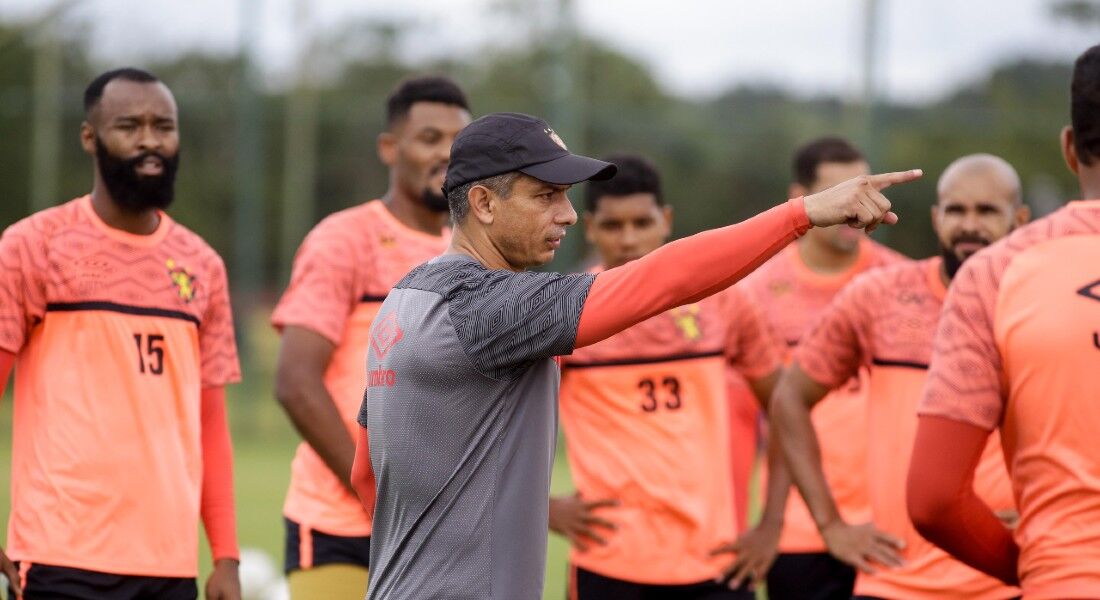 Sport enfrenta o Grêmio, fora de casa