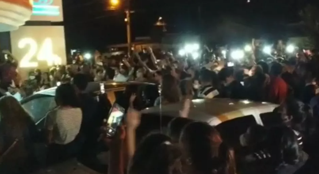 Corpo do pastor foi sepultado na madrugada desta terça-feira (26)