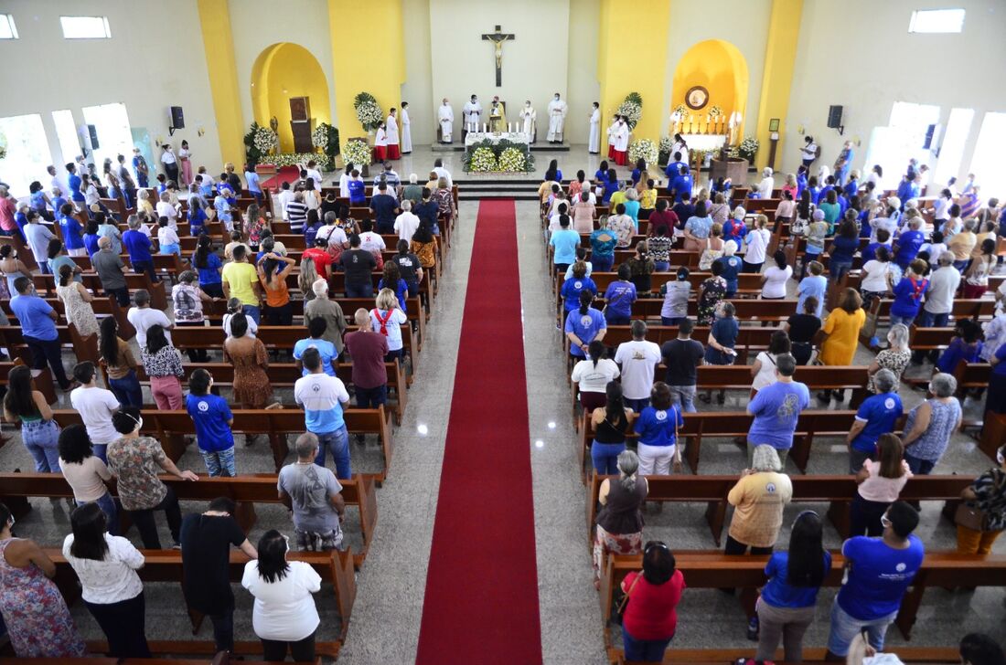 JORNAL OUT - Paróquia Nossa Senhora da Saúde