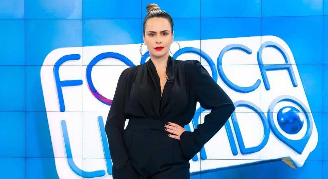 Ana Paula Renault apresenta o "Fofocalizando"