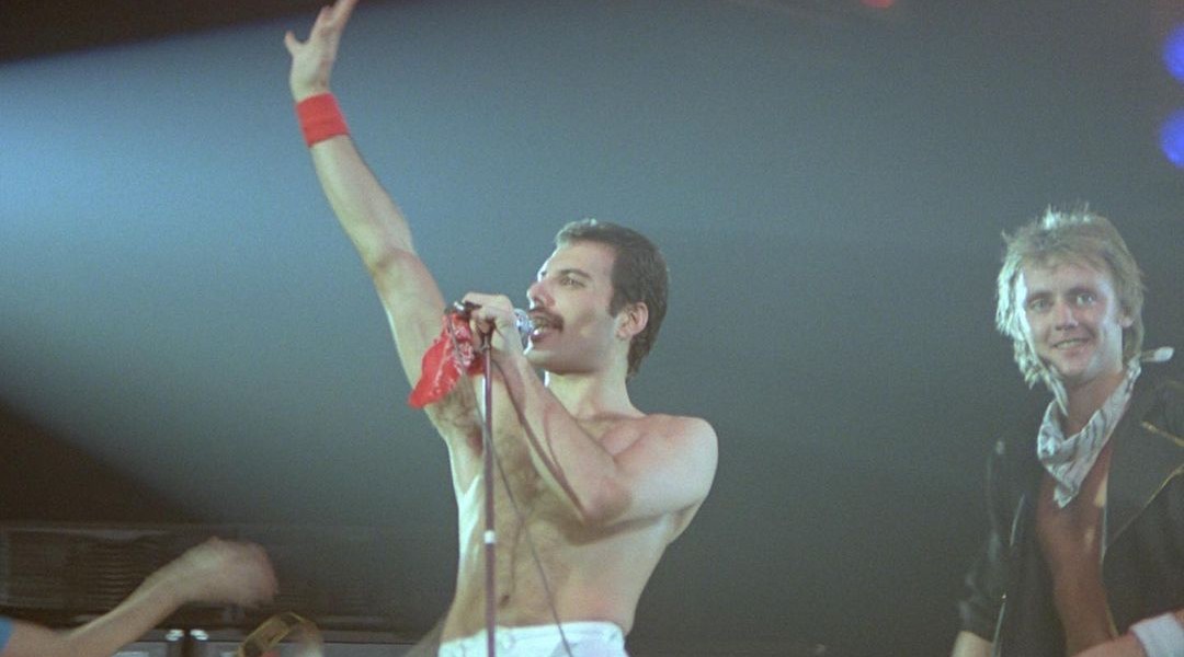 O cantor Freddie Mercury