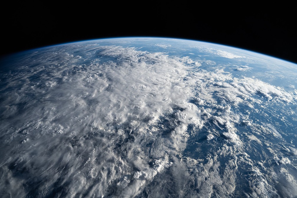 Foto dos turistas espaciais da SpaceX mostra a Terra 