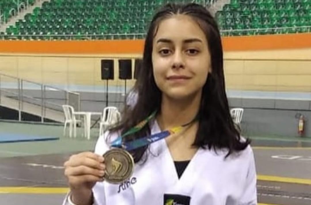 Maria Eduarda, campeã brasileira de Taekwondo