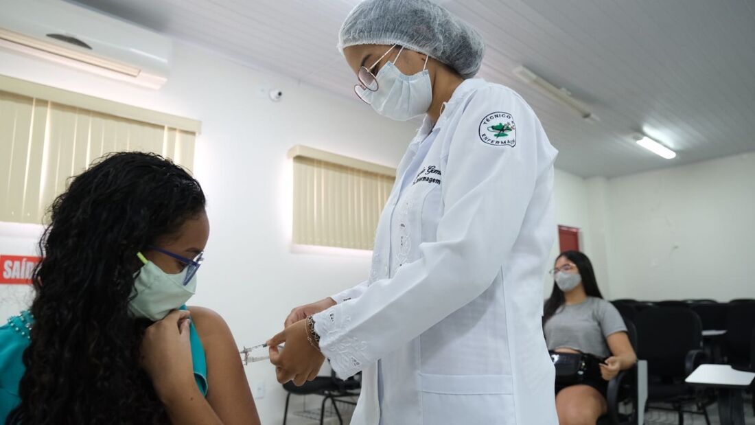 Em Petrolina, alunos da rede municipal serão vacinados nas escolas