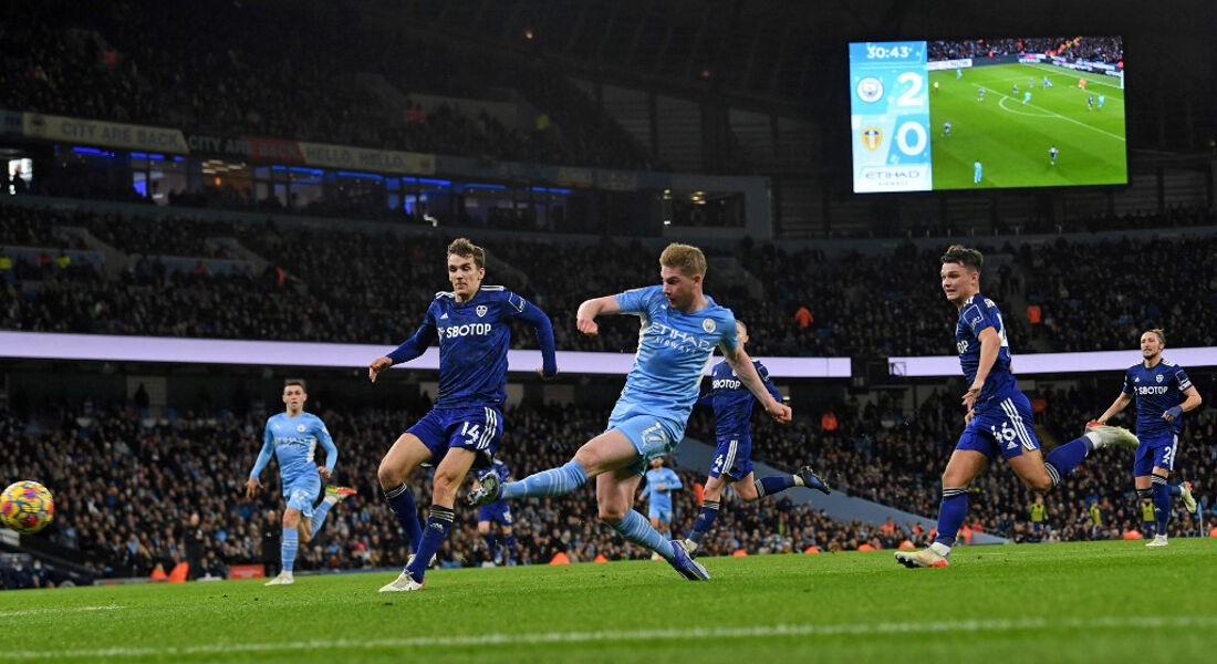 Manchester City goleou o Leed United por 7x0