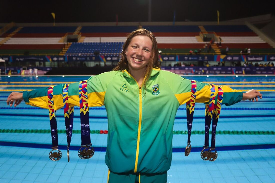 Stephanie Balduccini, atleta com maior número de medalhas nos Jogos