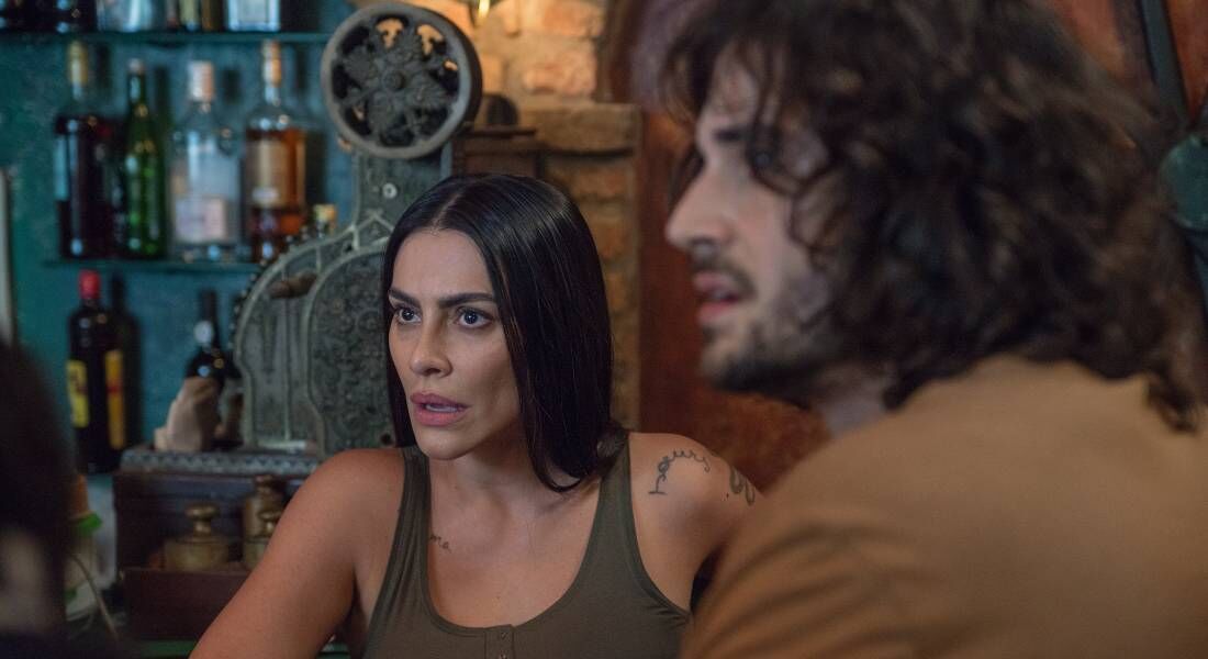 Cleo Pires contracena com o Fiuk em 'Me Tira Da Mira'